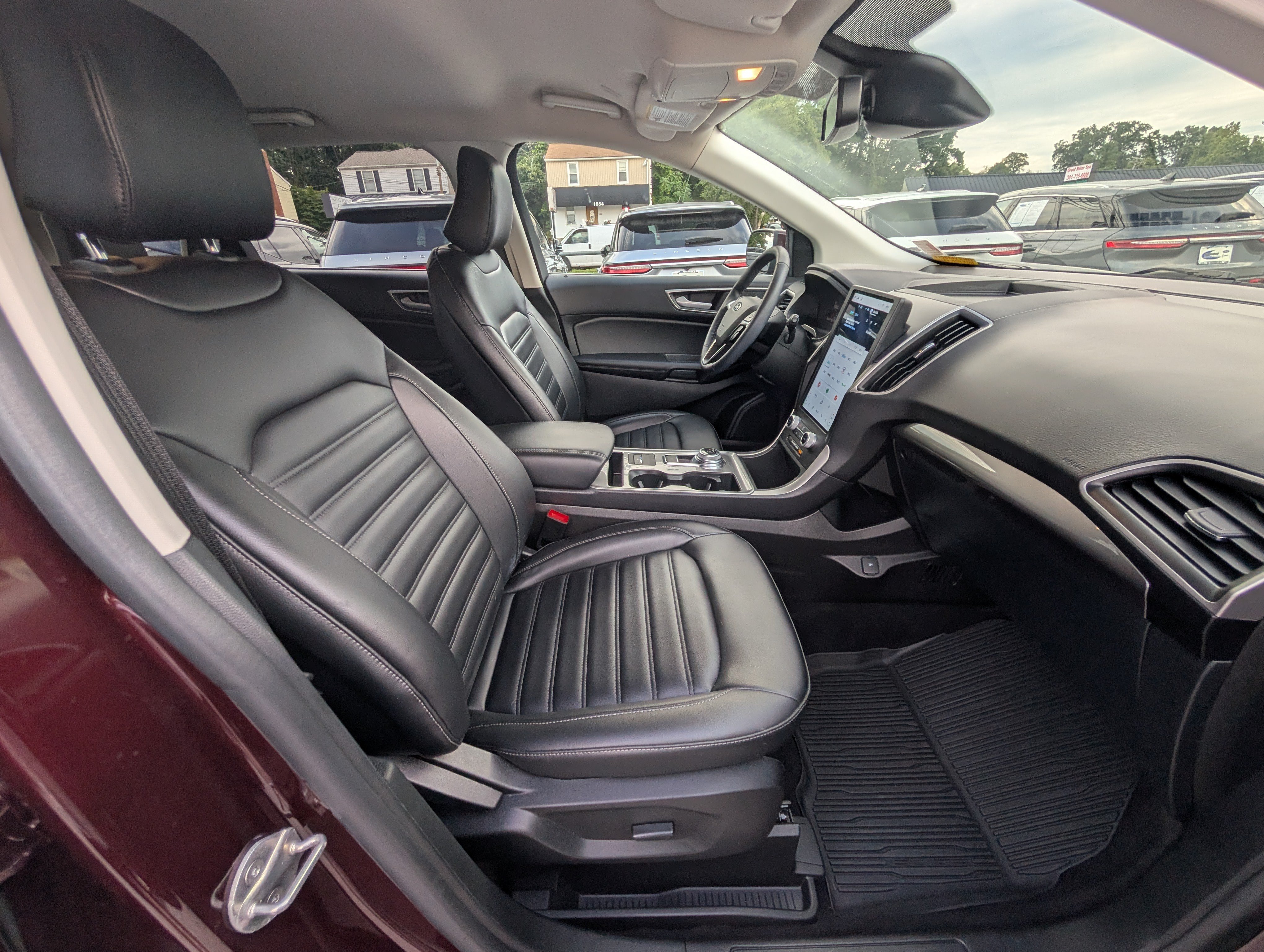 Certified 2024 Ford Edge SEL w/ Convenience Package AWD/4WD image 12