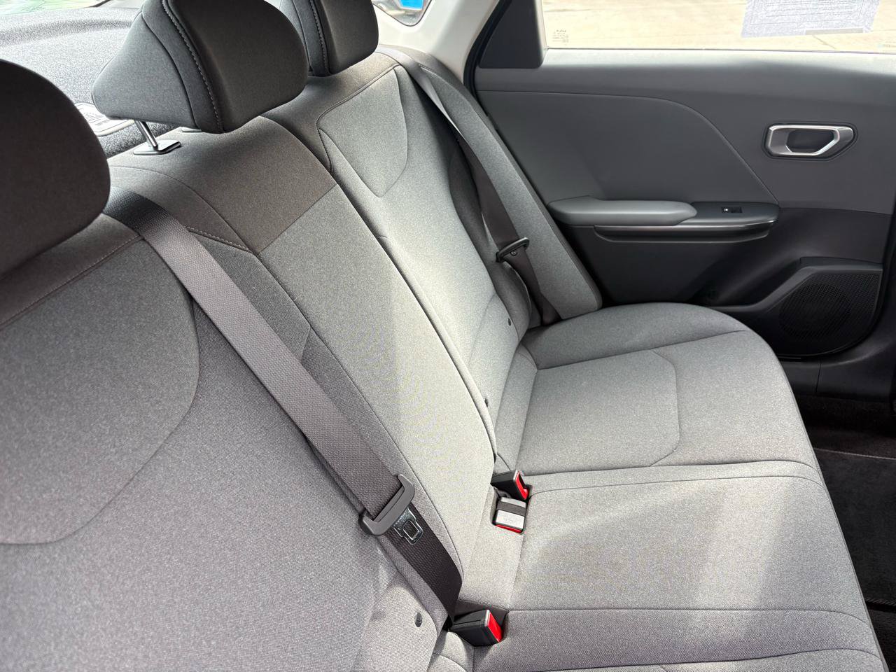 Used 2025 Kia K4 FWD image 45