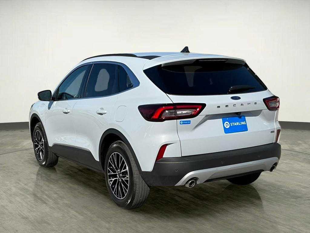 Certified 2026 Ford Escape Base image 5