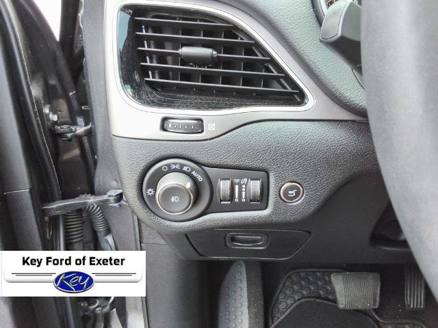 Used 2022 Jeep Cherokee Limited AWD/4WD image 24