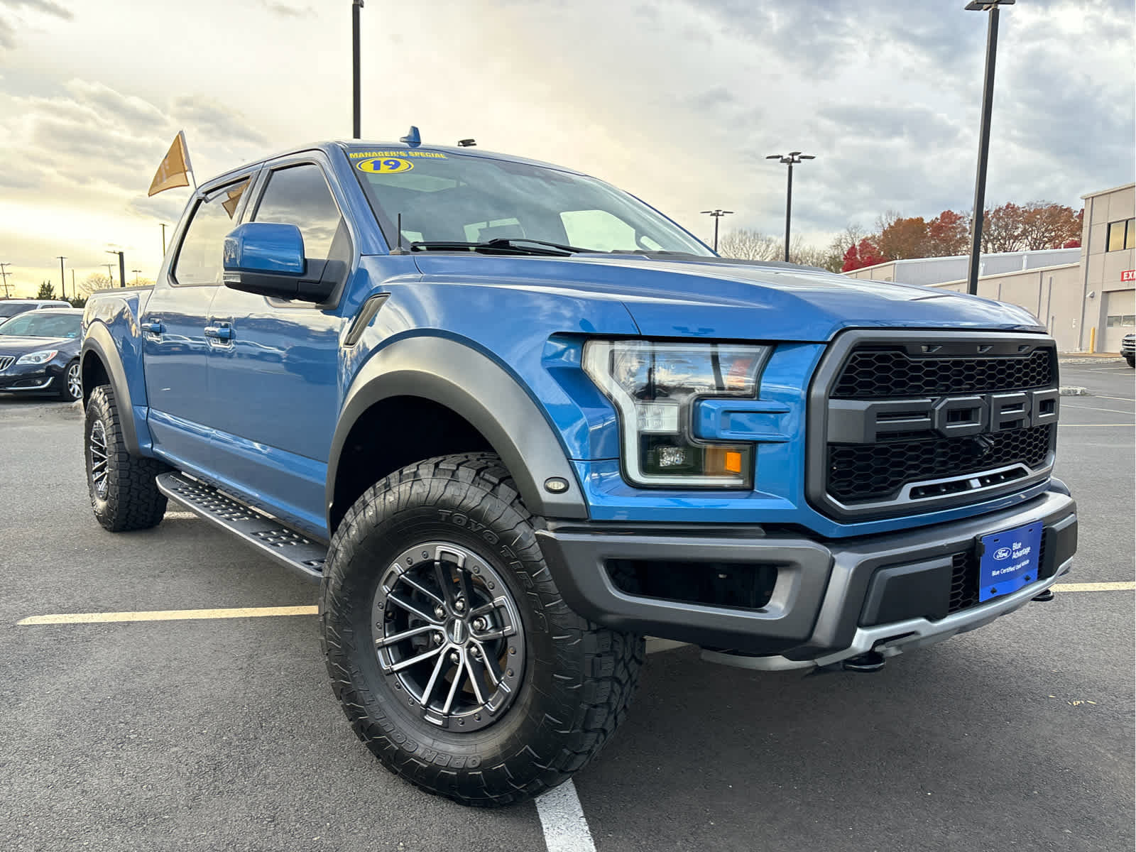 Certified 2019 Ford F150 Raptor w/ Equipment Group 802A Luxury image 7