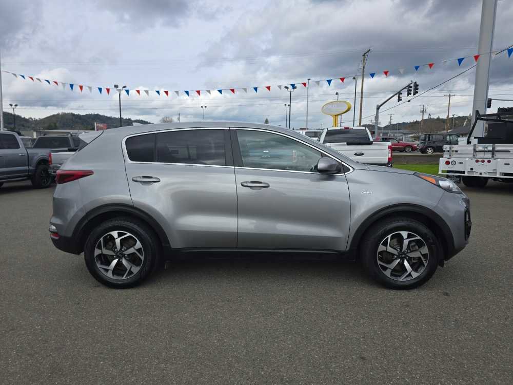Used 2021 Kia Sportage LX image 6