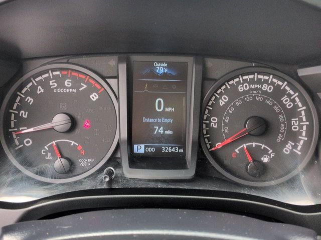 Used 2022 Toyota Tacoma SR w/ SR Convenience Package image 32