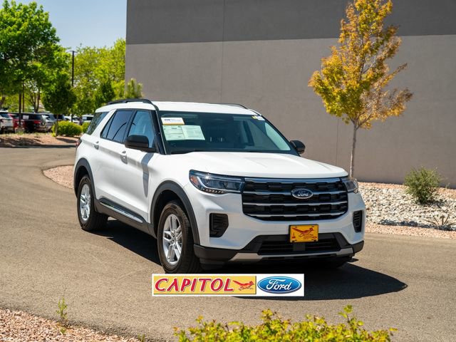 Certified 2025 Ford Explorer Active AWD/4WD image 1