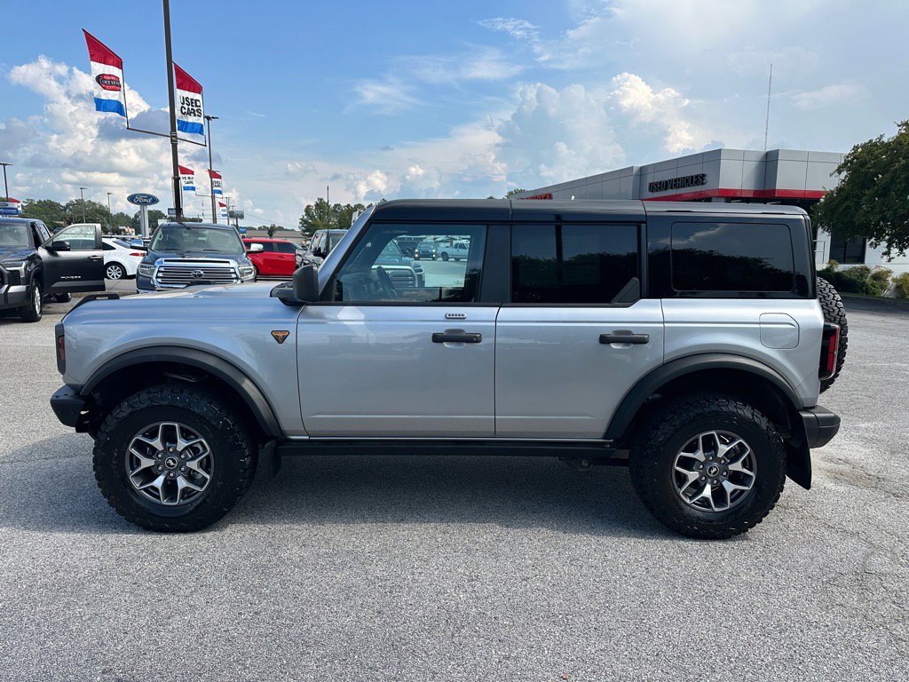 Certified 2024 Ford Bronco Badlands image 6