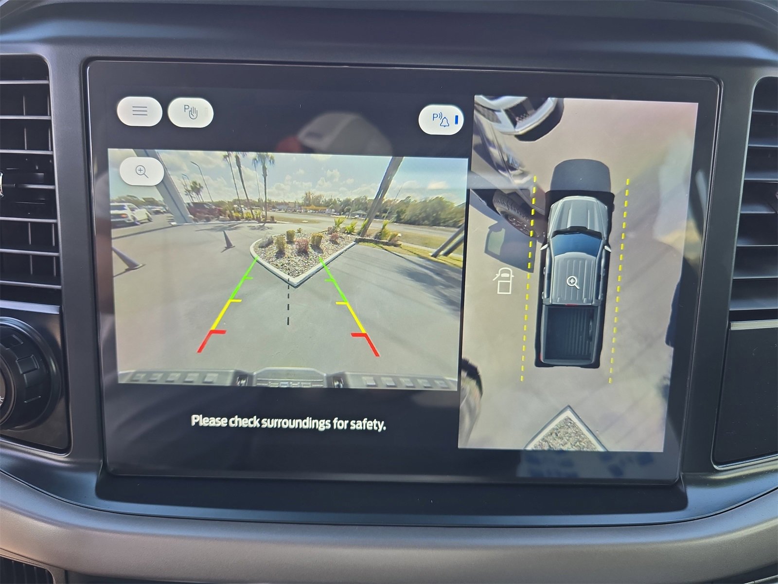 Certified 2025 Ford F150 Lightning XLT image 17