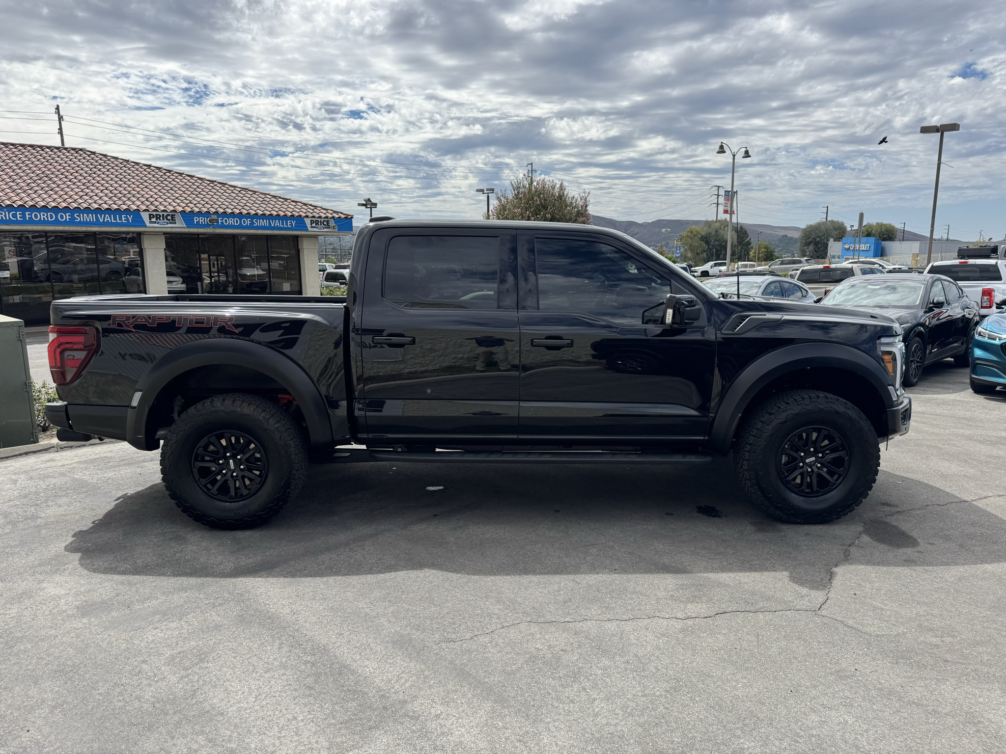 Certified 2026 Ford F150 Raptor AWD/4WD image 33