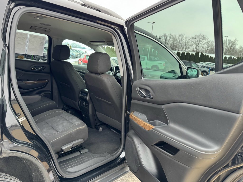 Used 2023 GMC Acadia SLE w/ Driver Convenience Package image 21