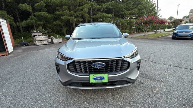 Certified 2024 Ford Escape Platinum AWD/4WD video 2