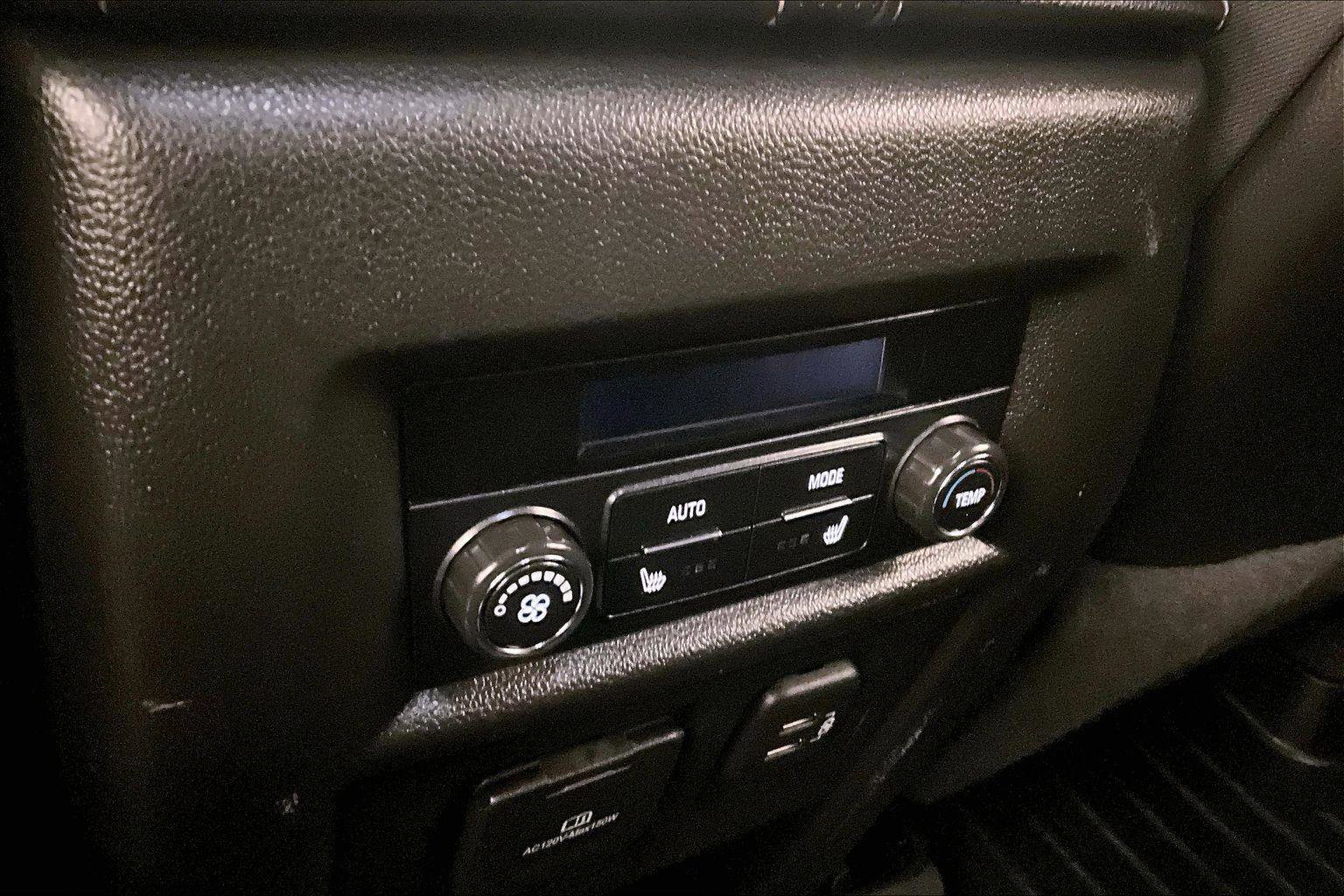 Used 2020 Chevrolet Traverse Premier w/ Redline Edition image 33