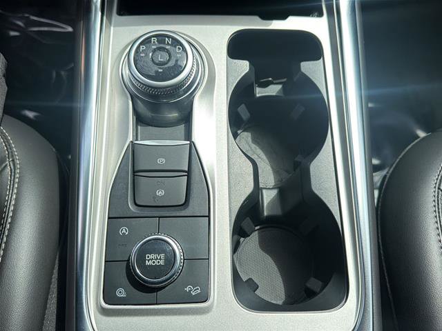 Certified 2024 Ford Explorer XLT w/ Equipment Group 202A AWD/4WD image 18