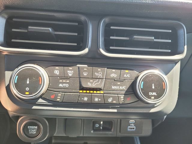 Certified 2024 Ford Maverick Lariat w/ Black Appearance Package image 23