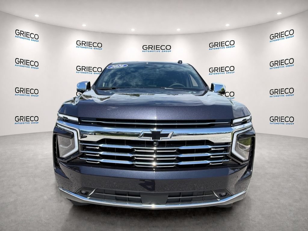 Used 2026 Chevrolet Suburban Premier RWD image 2