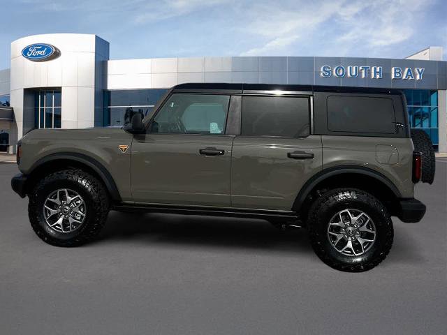 Certified 2025 Ford Bronco Badlands AWD/4WD image 2