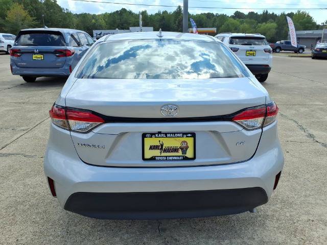 Used 2026 Toyota Corolla LE FWD image 4
