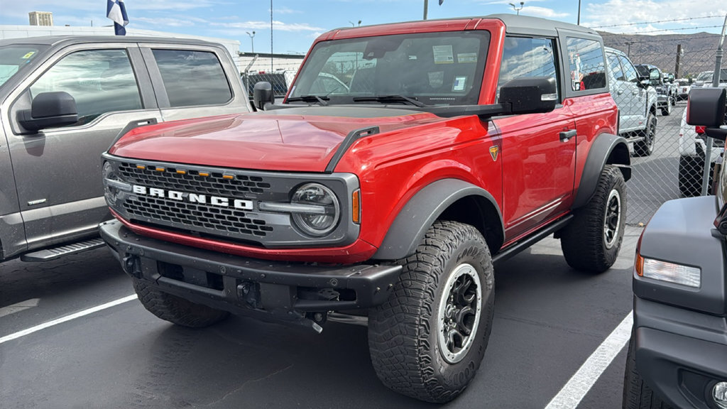Certified 2024 Ford Bronco Badlands AWD/4WD image 3
