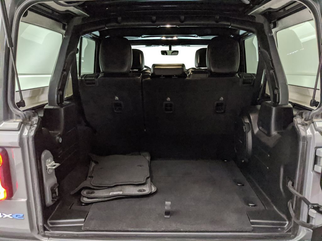 Used 2023 Jeep Wrangler Unlimited Sahara w/ Cold Weather Group image 26