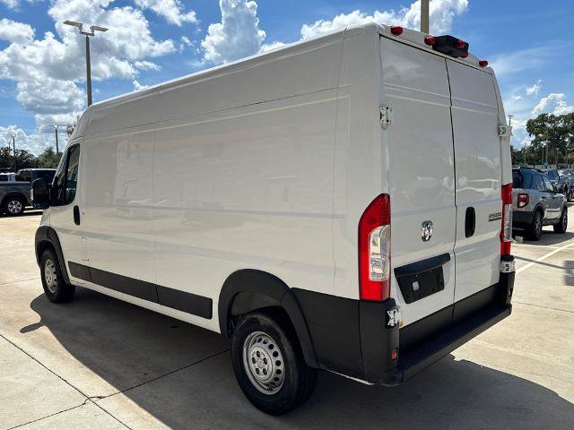 Used 2025 RAM ProMaster 2500 w/ Convenience Group FWD image 8