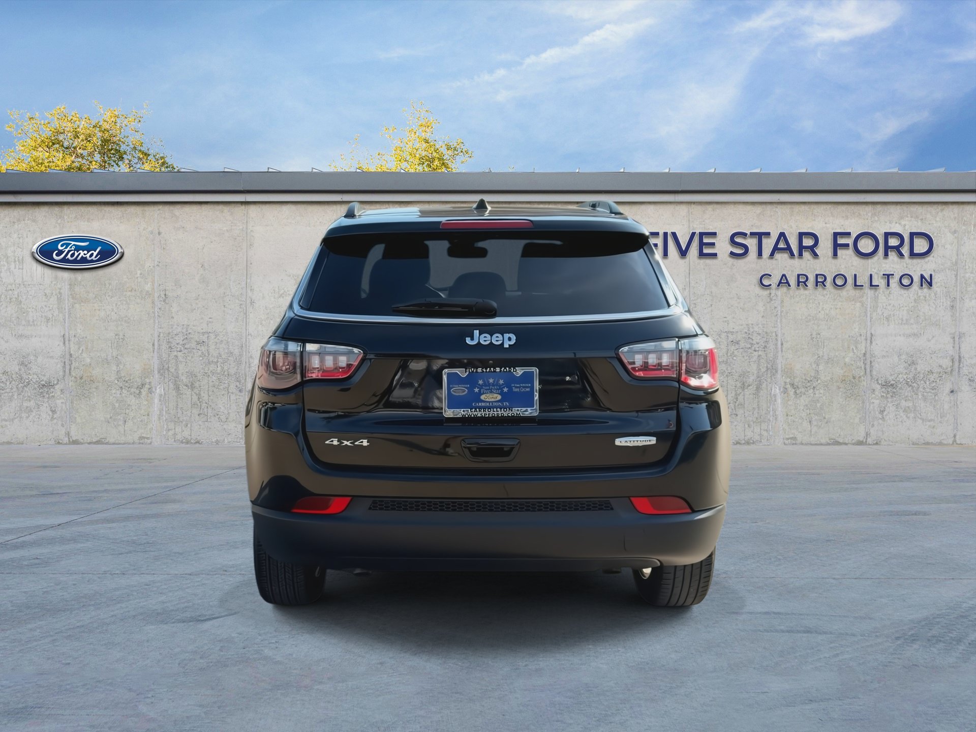 Used 2024 Jeep Compass Latitude AWD/4WD image 7