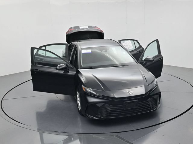 Used 2025 Toyota Camry LE FWD image 48