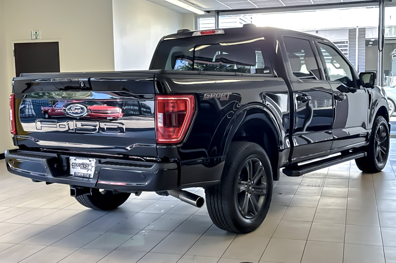 Certified 2023 Ford F150 XLT w/ Equipment Group 302A High AWD/4WD image 4