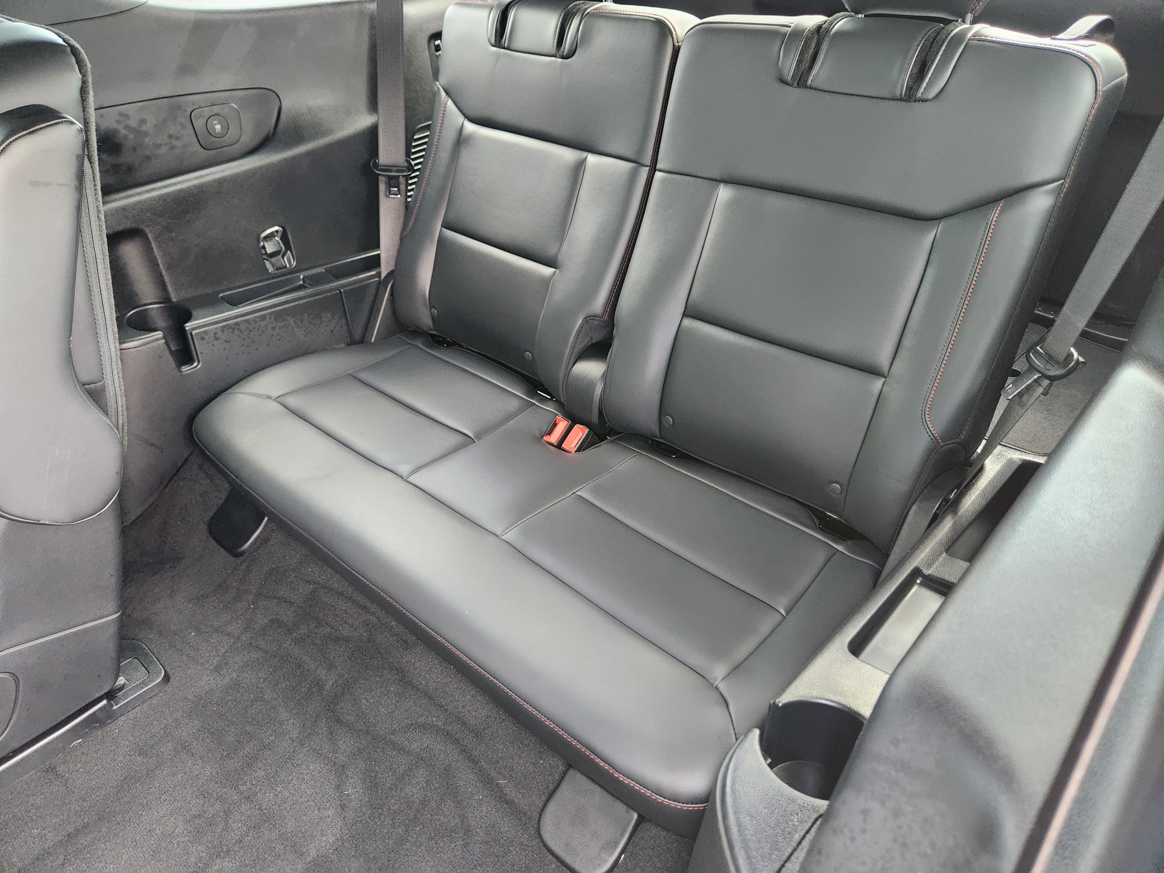 Certified 2025 Ford Explorer ST-Line AWD/4WD image 23