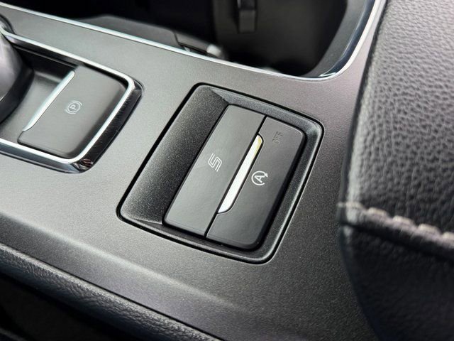 Certified 2020 Ford Fusion SE image 27