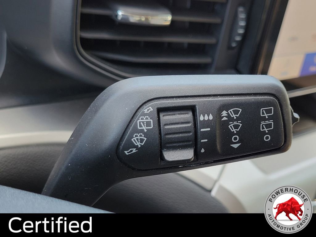 Certified 2022 Ford Explorer XLT RWD image 32