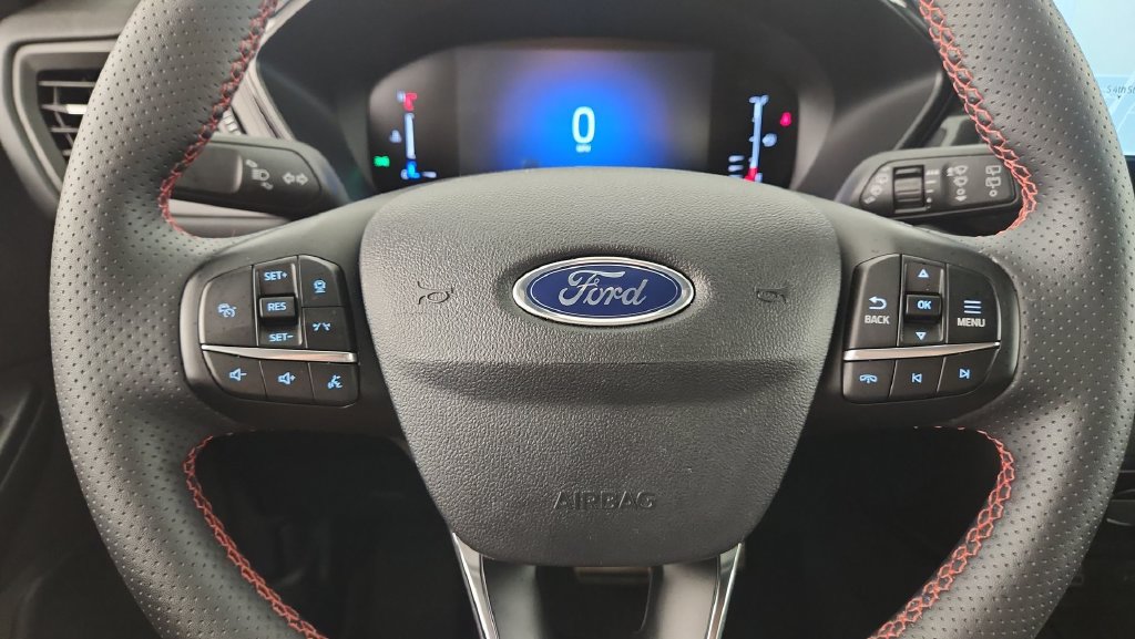 Certified 2024 Ford Escape ST-Line w/ Tech Pack #1 AWD/4WD image 13