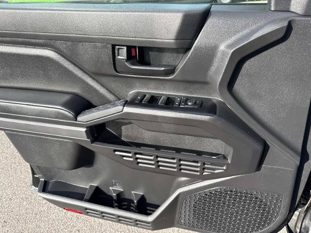 Used 2026 Toyota Tacoma SR5 AWD/4WD image 13
