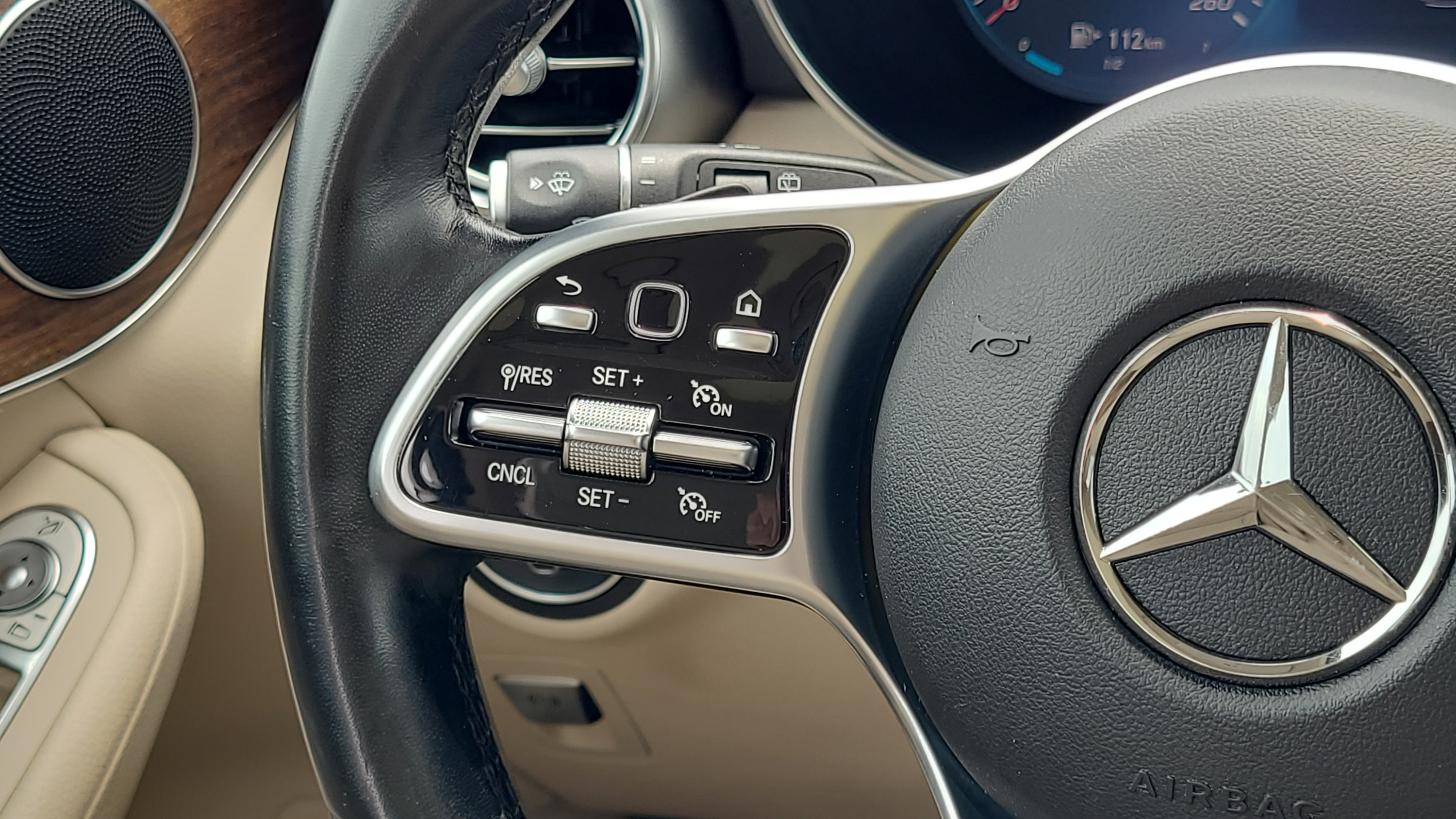 Used 2021 Mercedes-Benz GLC 300 4MATIC image 14