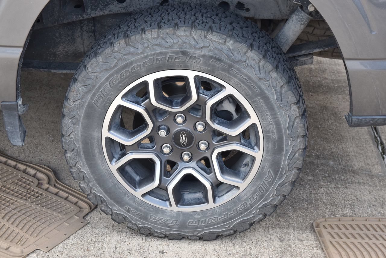 Certified 2021 Ford F150 XL w/ STX Appearance Package RWD image 12