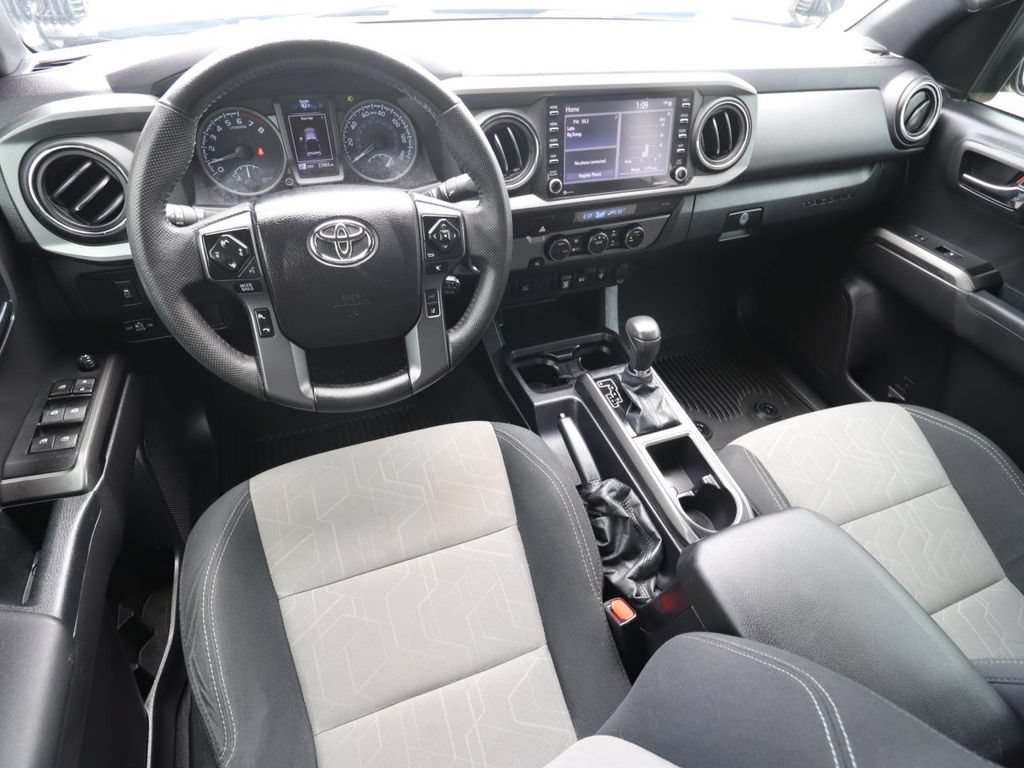 Used 2022 Toyota Tacoma TRD Sport RWD image 6