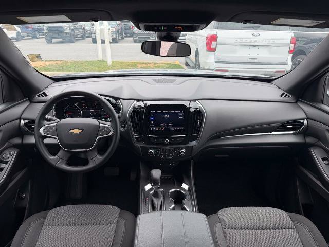Used 2023 Chevrolet Traverse LT FWD image 14