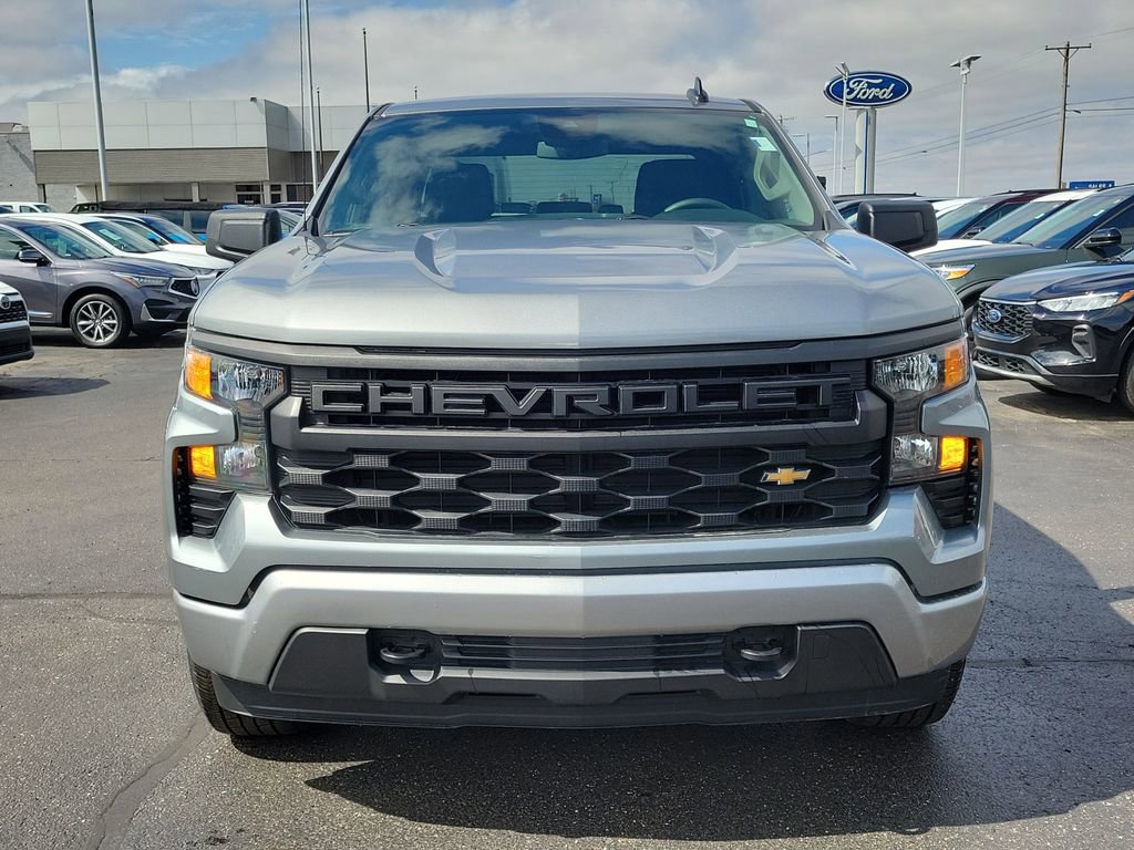 Used 2023 Chevrolet Silverado 1500 Custom image 8