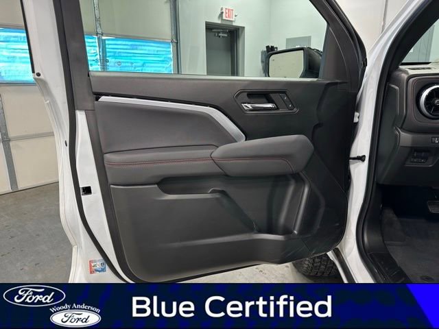 Used 2024 Chevrolet Colorado Z71 w/ Z71 Convenience Package 2 image 24
