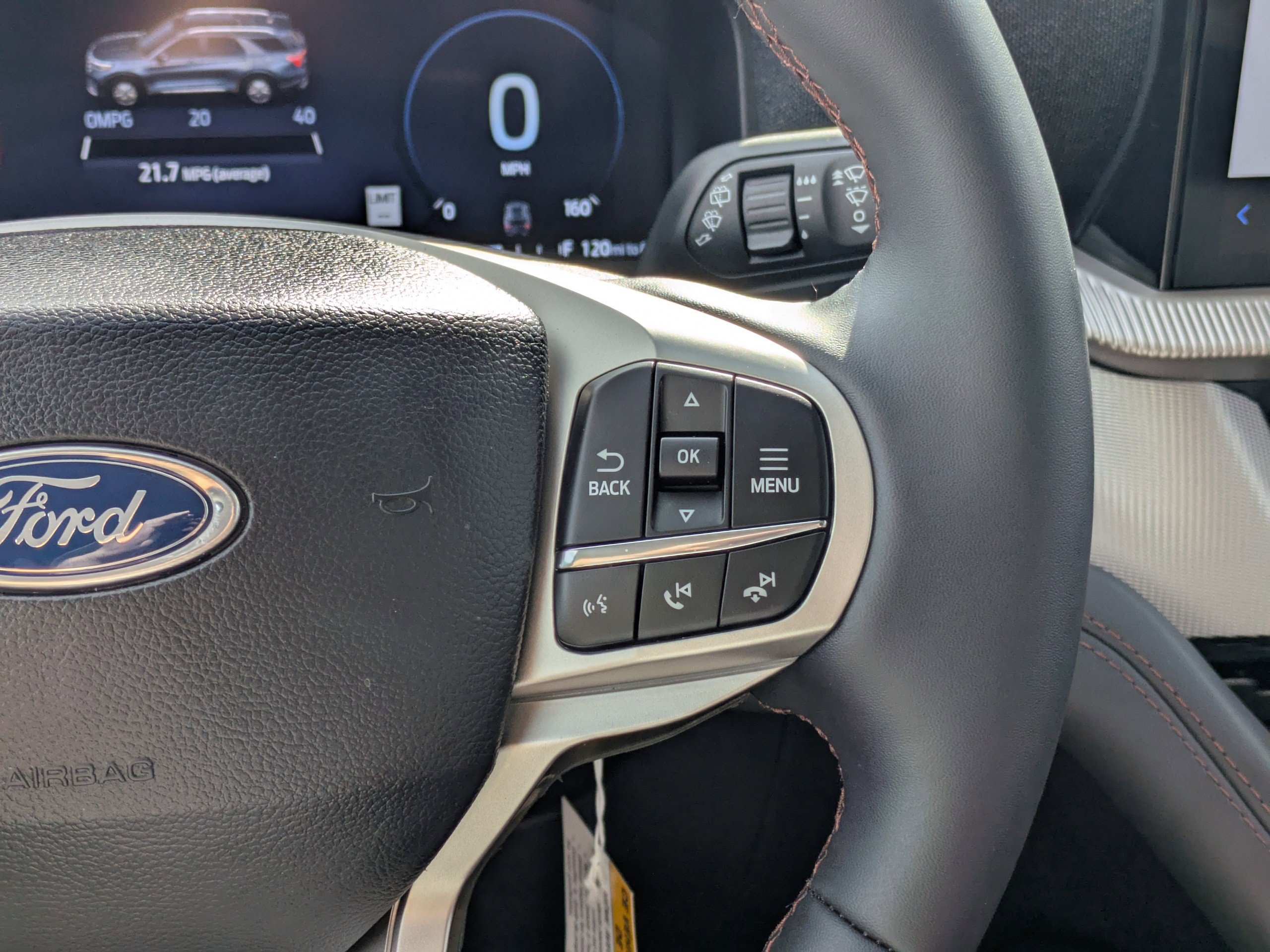Certified 2025 Ford Explorer Active RWD image 20