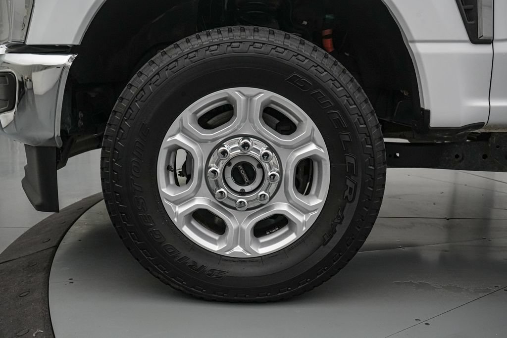 Certified 2026 Ford F250 XLT AWD/4WD image 11