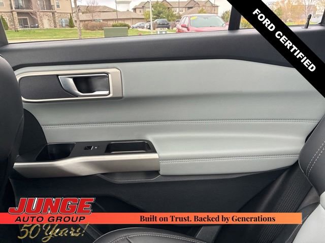 Certified 2023 Ford Explorer XLT w/ Equipment Group 202A AWD/4WD image 31