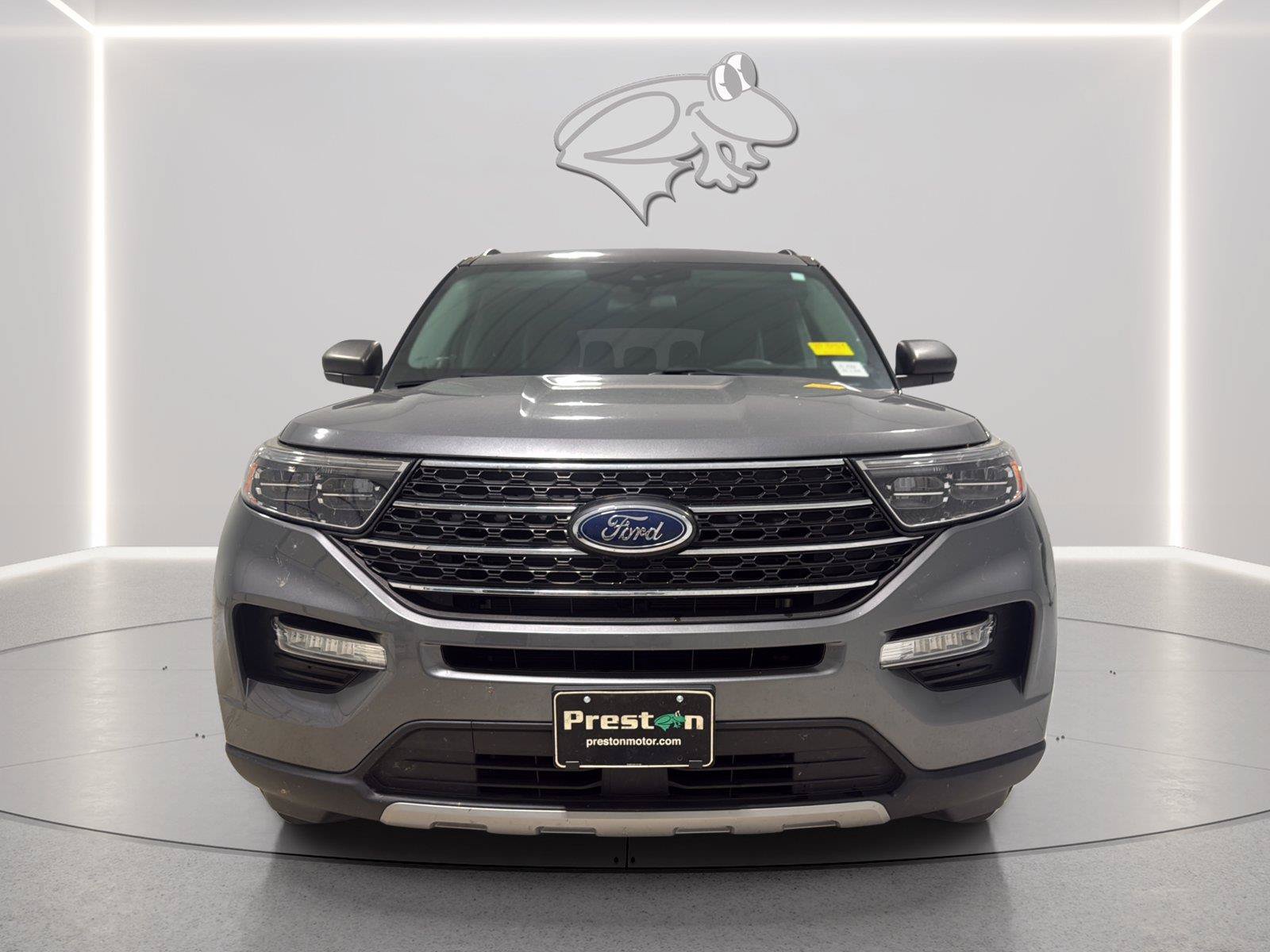 Certified 2022 Ford Explorer XLT w/ Equipment Group 202A AWD/4WD image 9