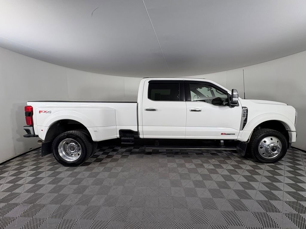 Certified 2025 Ford F450 King Ranch w/ Chrome Package image 8
