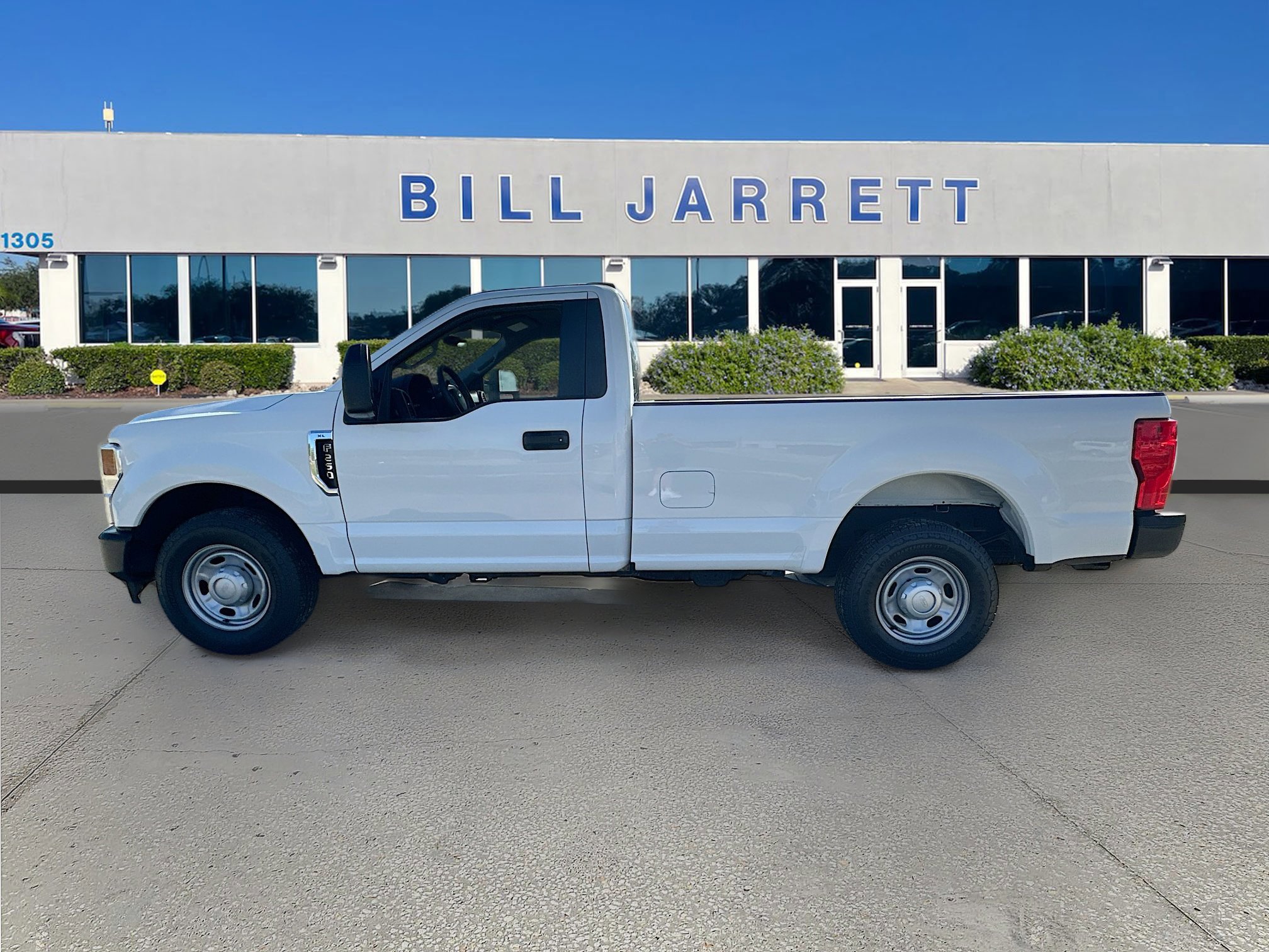 Certified 2022 Ford F250 XL image 2