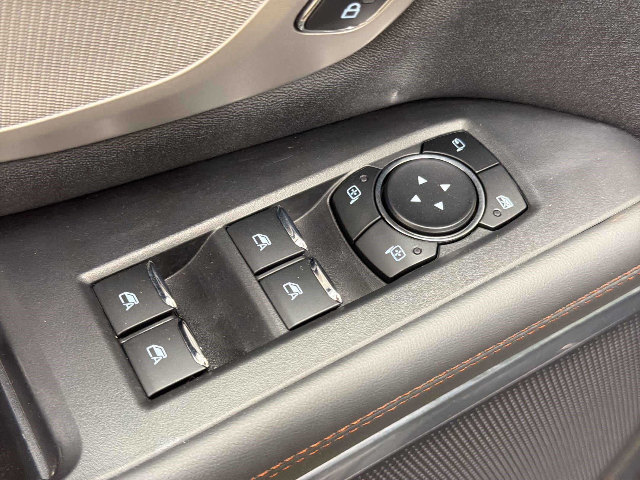 Certified 2025 Ford Expedition Active image 13