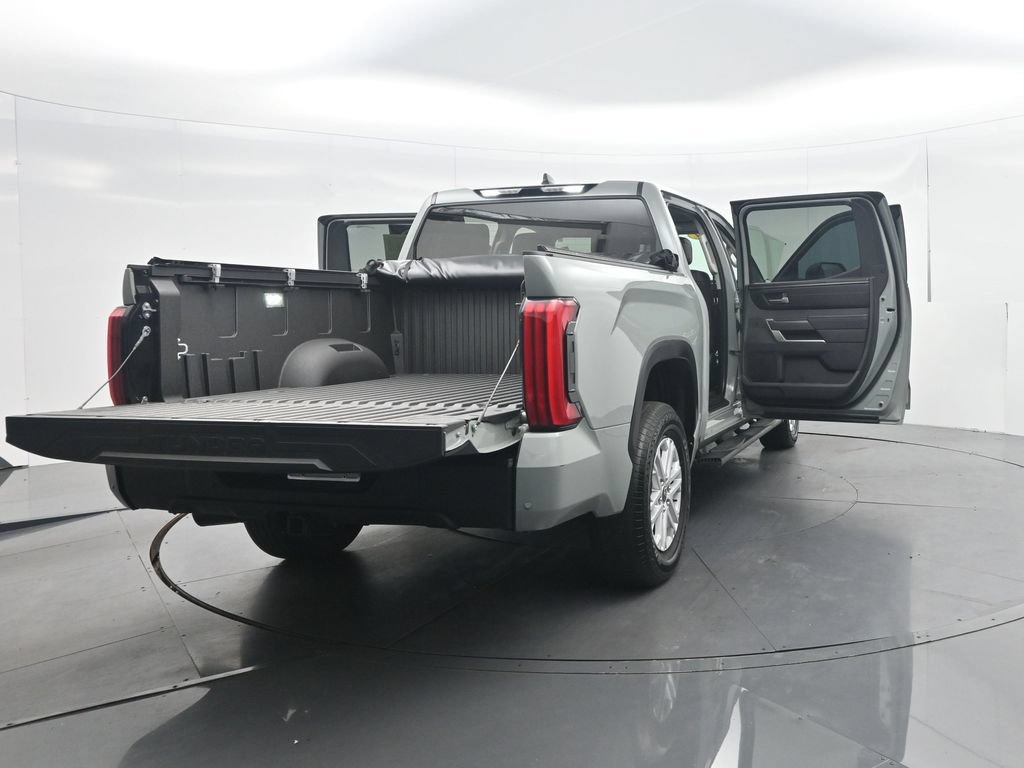 Used 2024 Toyota Tundra SR5 w/ SR5 Premium Package AWD/4WD image 51