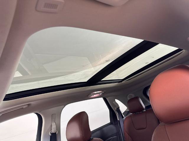 Certified 2019 Ford Edge Titanium w/ Equipment Group 301A FWD image 11
