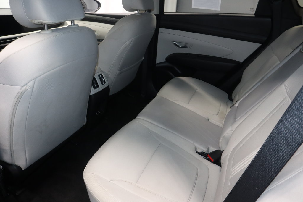 Used 2025 Hyundai Tucson SEL FWD image 14