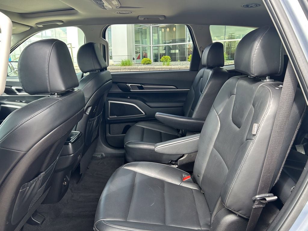 Used 2025 Kia Telluride S AWD/4WD image 13