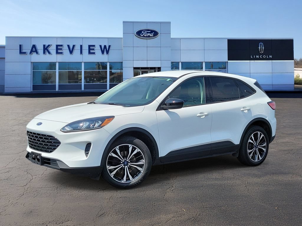 Certified 2022 Ford Escape SE w/ SE Sport Appearance Package