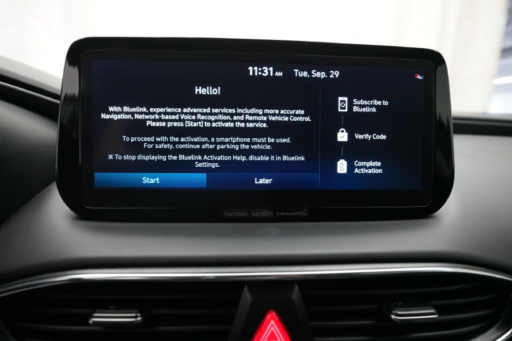 Used 2023 Hyundai Santa Fe SEL w/ Premium Package AWD/4WD image 6