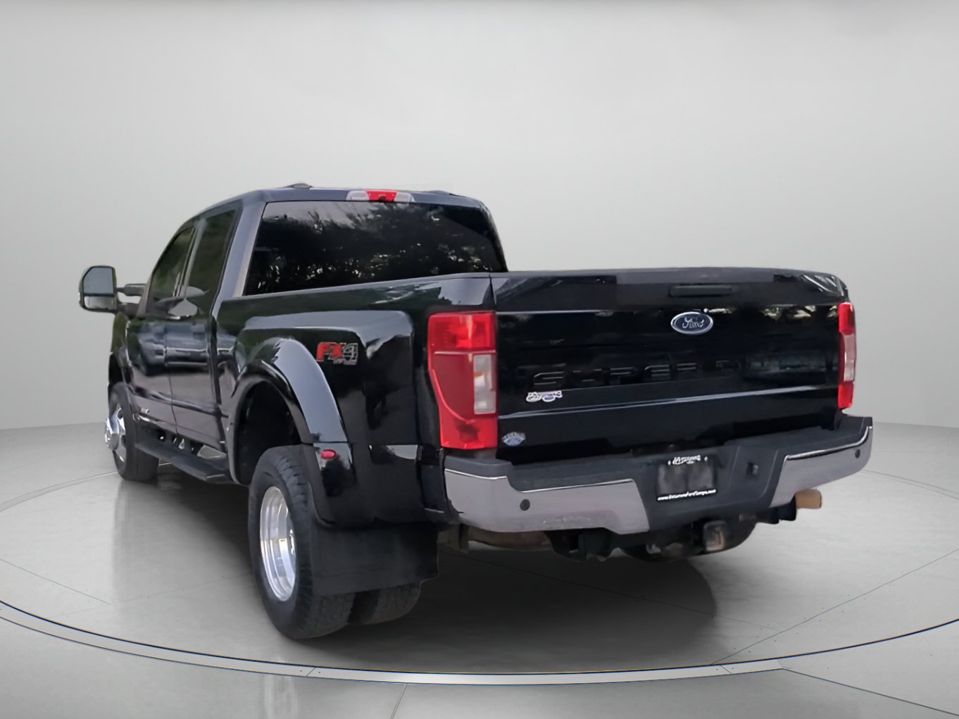 Certified 2020 Ford F350 XLT w/ XLT Value Package AWD/4WD image 23